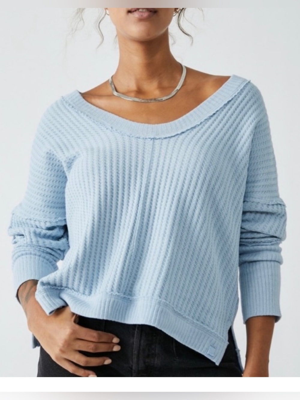 We The Free New Magic Waffle Top Size Small V Neck Blue